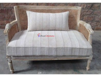 VCS--004 Vintage cane sofa